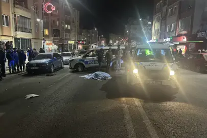 Teravih namazı giderken otomobilin çarptığı kayınvalide ile gelin öldü