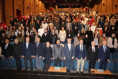 İBB'den Yaşlı Bakımında Bütüncül Yaklaşım Konferansı