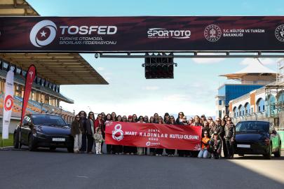 Kadın Sürücüler İstanbul Park'ta Buluştu