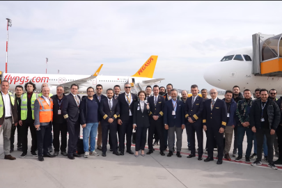 52 gün sonra Sabiha Gökçen’de alkışlarla karşılandı