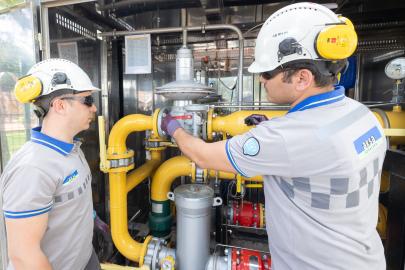 Balıkesir’de doğal gaz yatırımları hızla devam ediyor