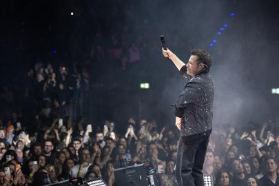 Düsseldorf’ta Kenan Doğulu Gecesi