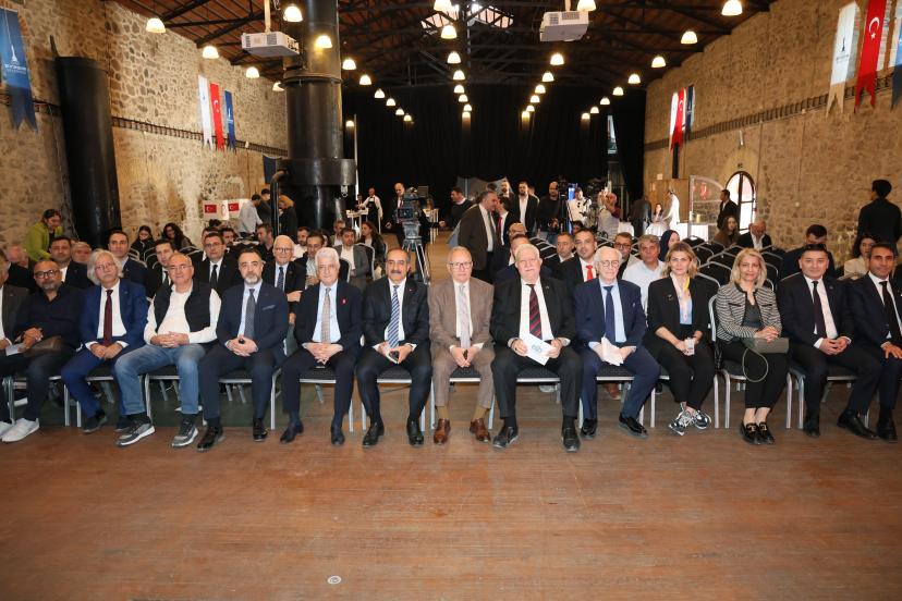 Ege Maden İhracatçıları Birliği’nde İbrahim Alimoğlu güven tazeledi