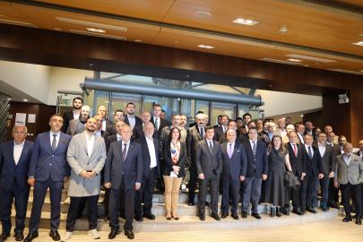 Zeytin ve Zeytinyağı İhracatçılarınde Emre Uygun güven tazeledi