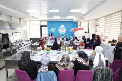 Şehit Anneleri Hayata İki Dakika Ara Programında