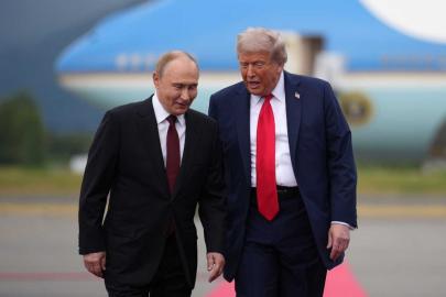 Kremlin: Putin ile Trump telefonda görüştü