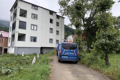 Akrabaların silahlı kavgasında 1 kişi öldü