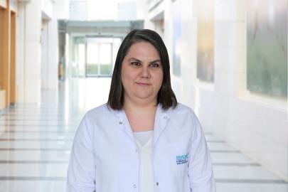 İnme sonrası sosyal hayat da etkileniyor