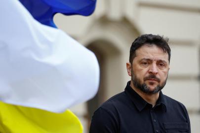Zelenskiy: Yeni uzun menzilli operasyonlara onay verdi